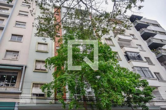 Fachada de apartamento para alugar com 1 quarto, 60m² em Bela Vista, São Paulo