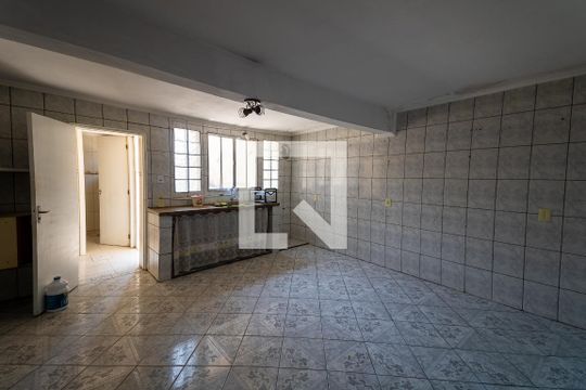 Cozinha  de casa à venda com 2 quartos, 125m² em Vila Nova Pauliceia, São Paulo