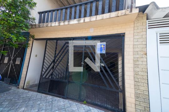 Fachada de casa à venda com 2 quartos, 125m² em Vila Nova Pauliceia, São Paulo