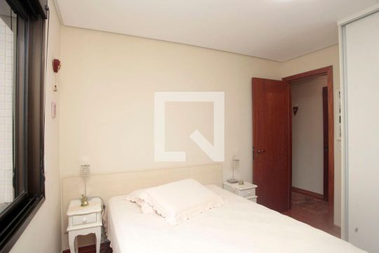 Quarto 2 Suíte de apartamento à venda com 4 quartos, 200m² em Rio Branco, Porto Alegre