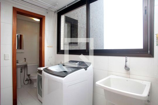 Área de Serviço de apartamento à venda com 4 quartos, 200m² em Rio Branco, Porto Alegre