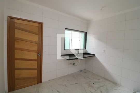 Cozinha de casa à venda com 2 quartos, 75m² em Vila Antonieta, São Paulo