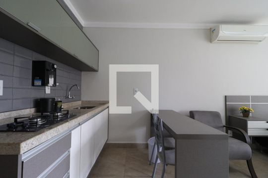 Cozinha de kitnet/studio para alugar com 1 quarto, 34m² em Jardim Sao Luiz, Ribeirão Preto