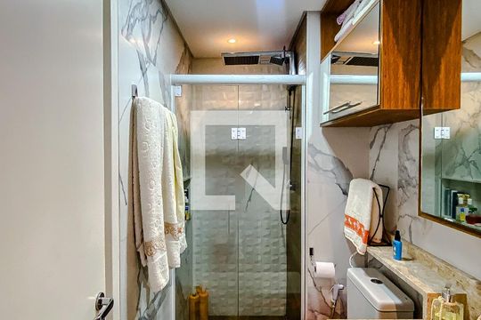 Banheiro de apartamento à venda com 2 quartos, 34m² em Alto da Mooca, São Paulo