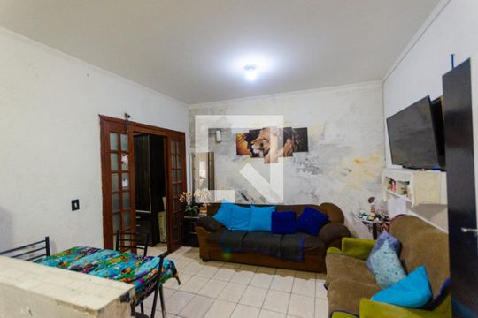 Casa à venda com 6 quartos, 330m² em Jardim Peri, São Paulo