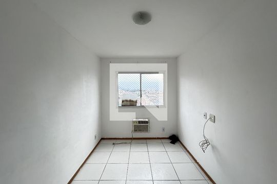 Suíte de apartamento para alugar com 2 quartos, 55m² em Cascadura, Rio de Janeiro