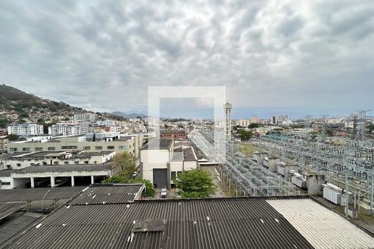 Vista da varanda de apartamento para alugar com 2 quartos, 55m² em Cascadura, Rio de Janeiro