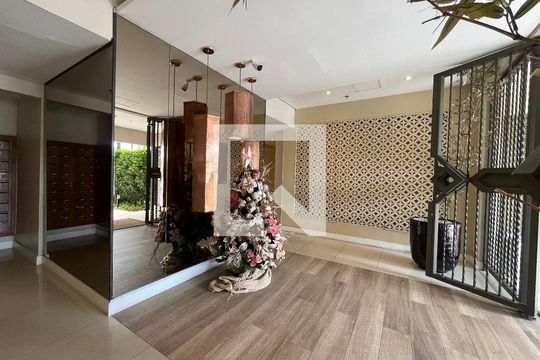 Hall de entrada de apartamento à venda com 3 quartos, 76m² em Jacarepaguá, Rio de Janeiro