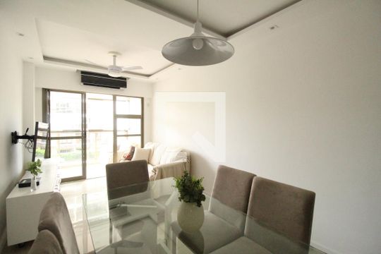 Sala de apartamento à venda com 3 quartos, 76m² em Jacarepaguá, Rio de Janeiro