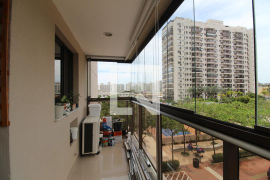 Varanda de apartamento à venda com 3 quartos, 76m² em Jacarepaguá, Rio de Janeiro
