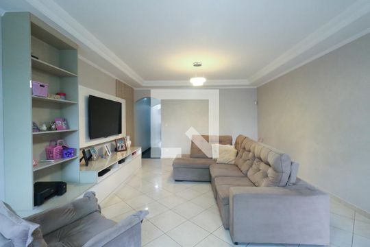 Sala de casa à venda com 3 quartos, 348m² em Nova Gerti, São Caetano do Sul