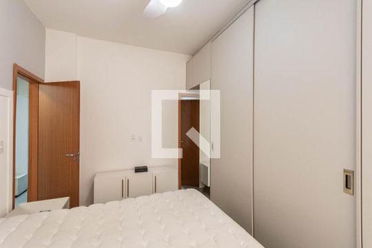 Suíte de apartamento para alugar com 2 quartos, 74m² em Tijuca, Rio de Janeiro