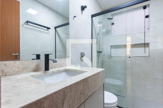 Banheiro Suíte de apartamento para alugar com 2 quartos, 74m² em Tijuca, Rio de Janeiro
