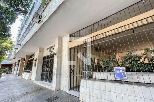 Fachada de apartamento para alugar com 2 quartos, 74m² em Tijuca, Rio de Janeiro