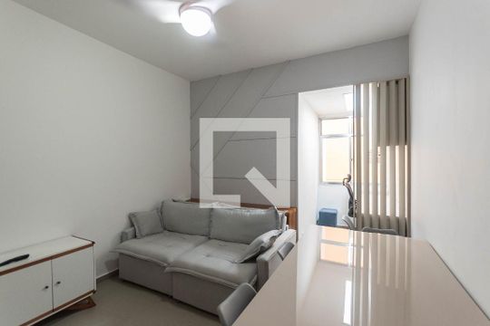 Sala de apartamento para alugar com 2 quartos, 74m² em Tijuca, Rio de Janeiro