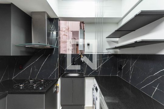 Cozinha e Área de Serviço de apartamento para alugar com 2 quartos, 74m² em Tijuca, Rio de Janeiro