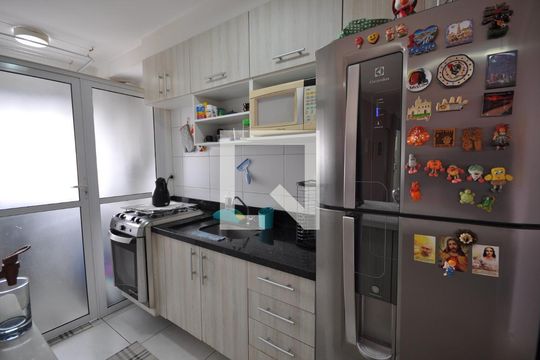 Cozinha de apartamento à venda com 2 quartos, 51m² em Vila Guilherme, São Paulo