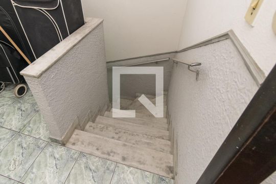 Área comum - Escadas de apartamento para alugar com 2 quartos, 72m² em Penha, Rio de Janeiro