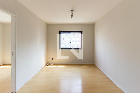 Sala de apartamento para alugar com 1 quarto, 32m² em Higienópolis, São Paulo