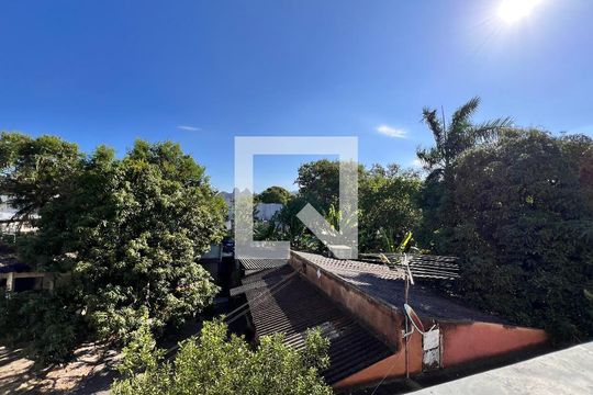 Vista - Sala de apartamento para alugar com 2 quartos, 42m² em Taquara, Rio de Janeiro