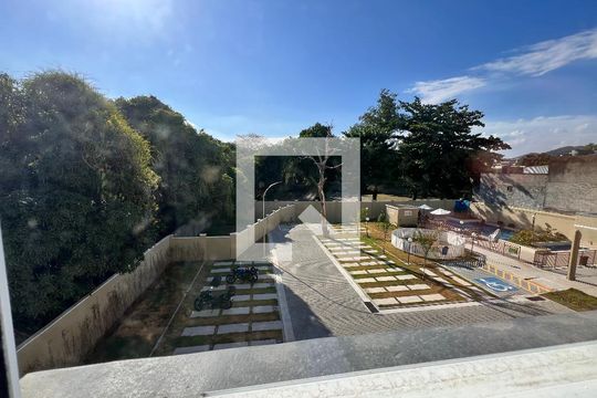 Vista - Quarto 02 de apartamento para alugar com 2 quartos, 42m² em Taquara, Rio de Janeiro