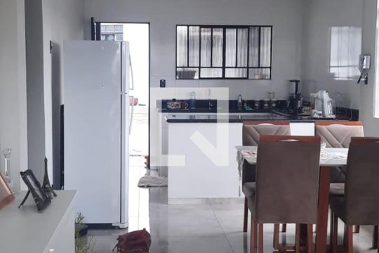 Cozinha de casa à venda com 2 quartos, 85m² em Dom Silverio, Belo Horizonte