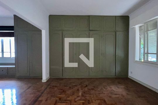 Closet da suíte 1 de casa à venda com 4 quartos, 650m² em Jardim Paulista, São Paulo