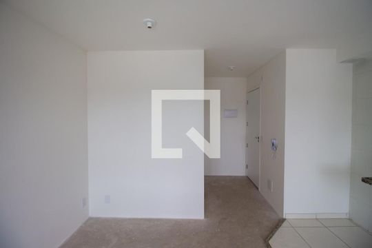 Sala de apartamento para alugar com 2 quartos, 44m² em Vila Carmosina, São Paulo