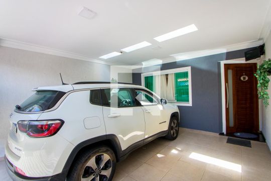 Garagem de casa à venda com 3 quartos, 172m² em Jardim Jamaica, Santo André