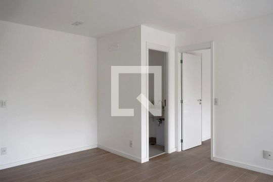 Sala/Cozinha integrados de apartamento à venda com 1 quarto, 50m² em Jardim Vera Cruz, São Paulo