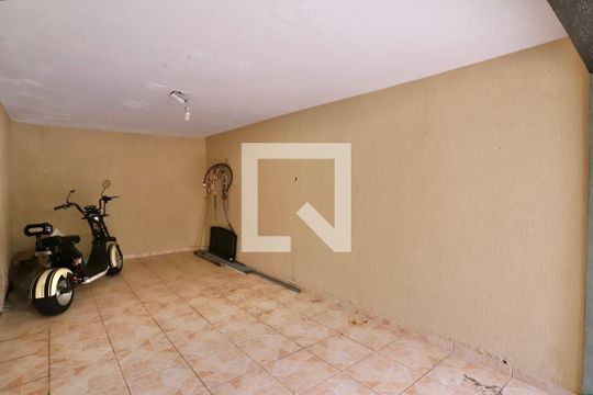 Garagem de casa à venda com 4 quartos, 260m² em Parque da Mooca, São Paulo