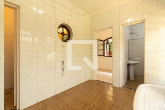 Área de Serviço de casa para alugar com 4 quartos, 280m² em Horizontal Park, Cotia