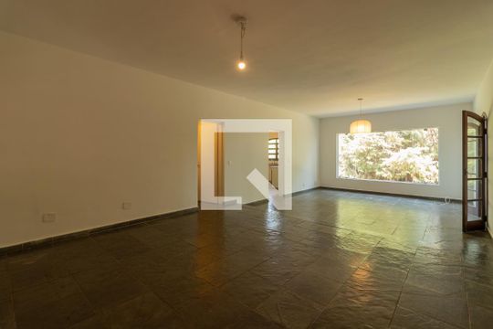Casa para alugar com 4 quartos, 280m² em Horizontal Park, Cotia