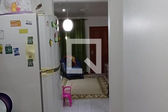 Cozinha de casa à venda com 2 quartos, 45m² em Hípica, Porto Alegre
