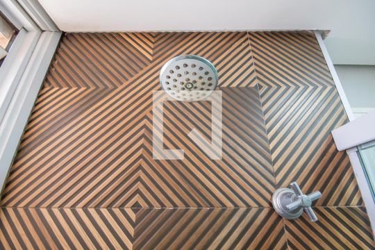 Banheiro de apartamento à venda com 2 quartos, 57m² em Novo Osasco, Osasco