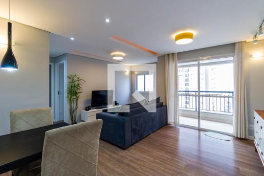 Apartamento para alugar com 2 quartos, 64m² em Vila Suzana, São Paulo