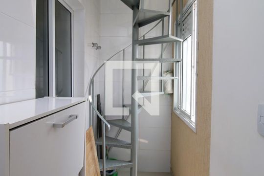 Corredor de apartamento à venda com 1 quarto, 45m² em Vila Constança, São Paulo