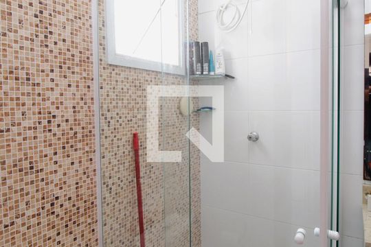 Banheiro de apartamento à venda com 1 quarto, 45m² em Vila Constança, São Paulo