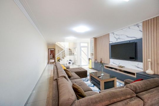 Casa à venda com 4 quartos, 280m² em Penha de França, São Paulo