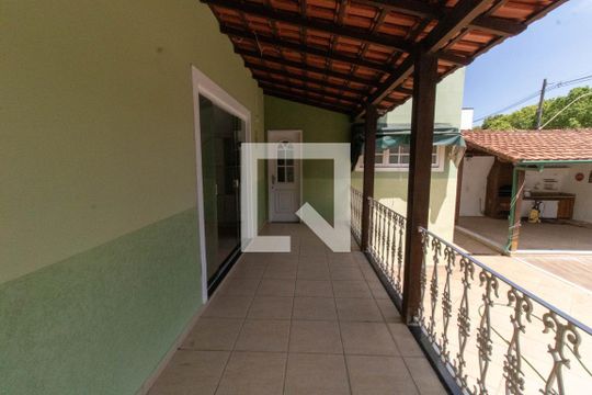 Varanda da Sala de casa de condomínio à venda com 3 quartos, 300m² em Badu, Niterói