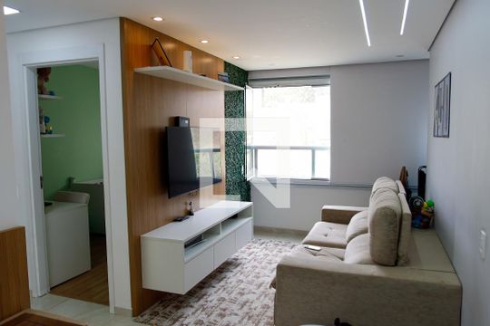 Apartamento à venda com 2 quartos, 47m² em Piratininga, Osasco