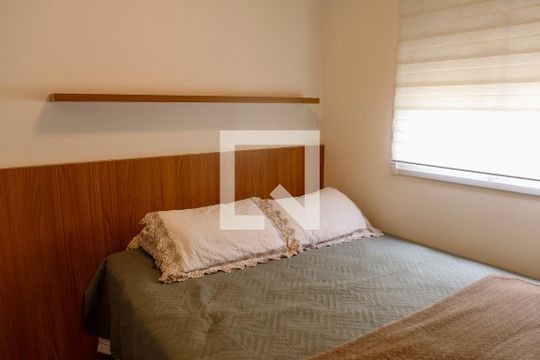 Quarto 2 de apartamento à venda com 2 quartos, 47m² em Piratininga, Osasco