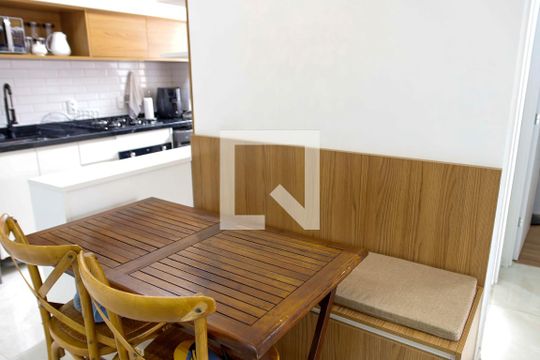 sala de apartamento à venda com 2 quartos, 47m² em Piratininga, Osasco