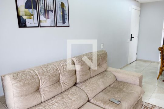sala de apartamento à venda com 2 quartos, 47m² em Piratininga, Osasco