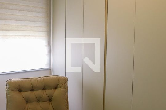 Quarto 1 de apartamento à venda com 2 quartos, 47m² em Piratininga, Osasco