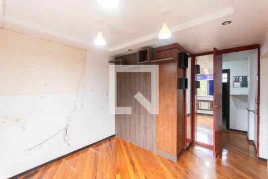 Suíte de casa à venda com 4 quartos, 340m² em Tijuca, Rio de Janeiro