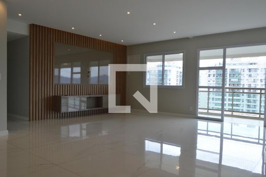 Apartamento à venda com 4 quartos, 150m² em Barra Olímpica, Rio de Janeiro