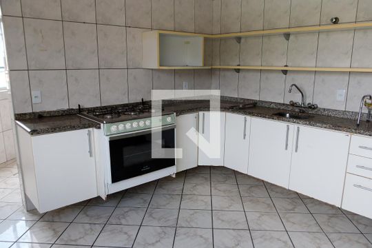Cozinha de casa à venda com 5 quartos, 478m² em Pestana, Osasco