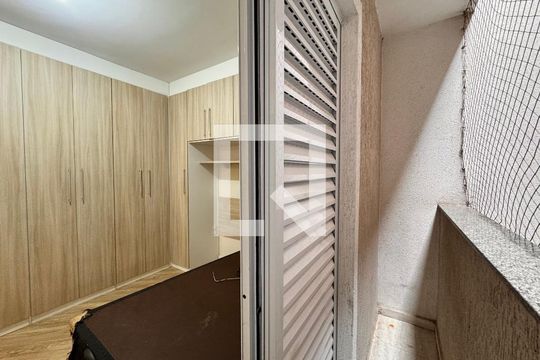 Sacada de apartamento à venda com 2 quartos, 58m² em Vila Aquilino, Santo André