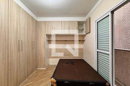 Suite de apartamento à venda com 2 quartos, 58m² em Vila Aquilino, Santo André